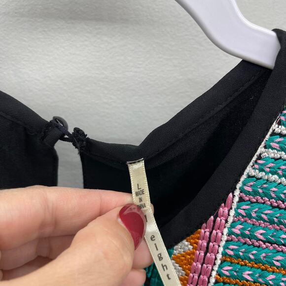 Nine 1 Eight Multicolor Embroidered Black Flowly Sleeveless Blouse Style 12002M - Picture 6 of 7